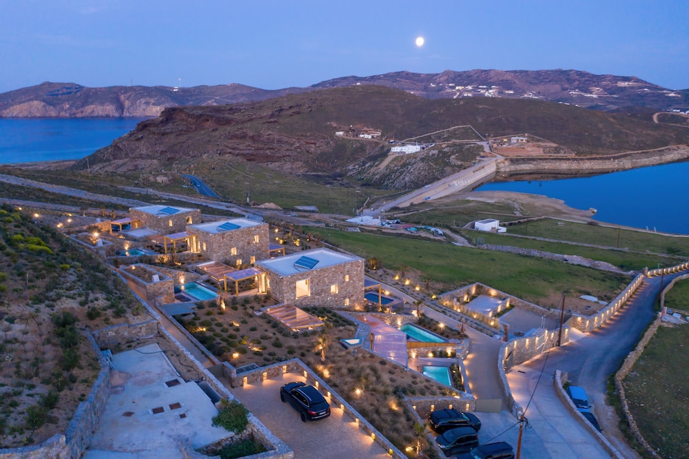 Panormos Bay Suites 46/48