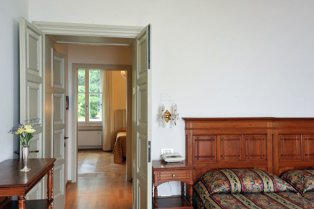 Hotel Monte Baldo and Villa Acquarone 5/49