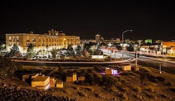 Hotel Parq Central 42/50