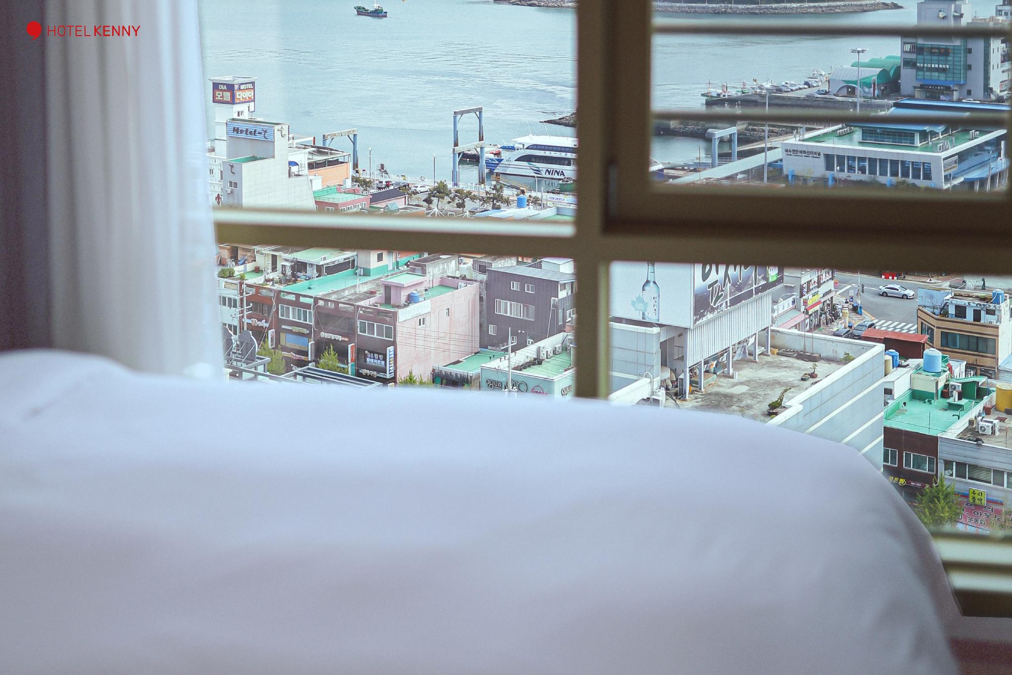 غرفة سوبيريور بسرير مزدوج بإطلالة على البحر، Hotel Kenny Yeosu 4/4
