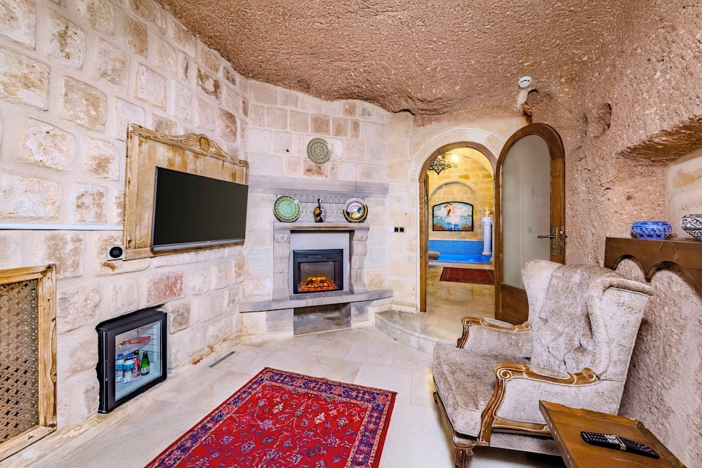 Pegas Cave Suites 32/48