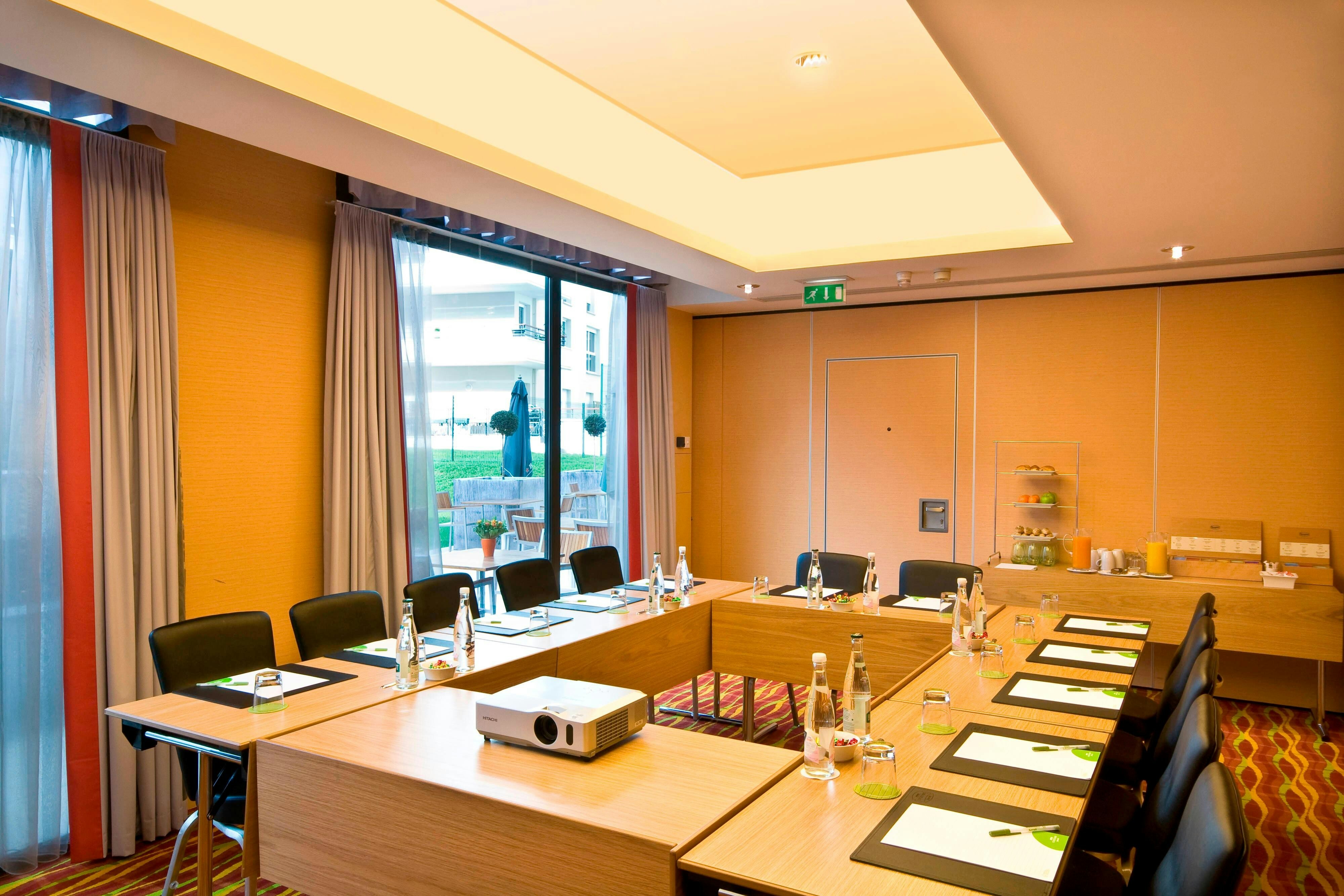 Courtyard By Marriott Paris Saint Denis 19/35