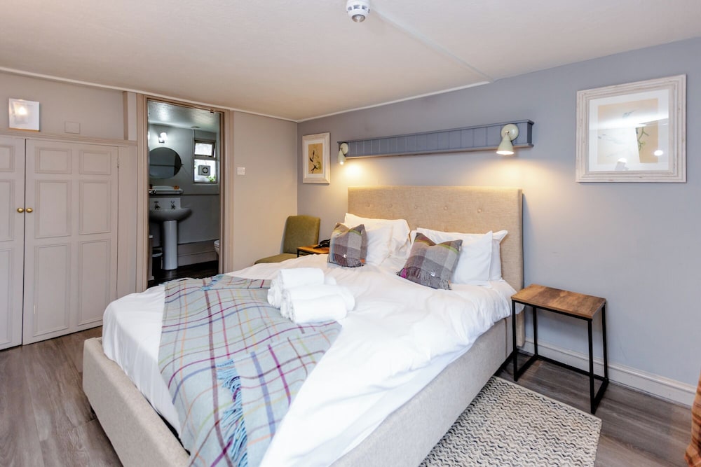 Classic, Double Bed