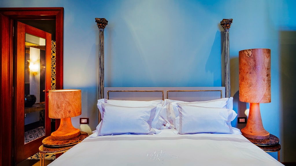 Deluxe, Double Bed
