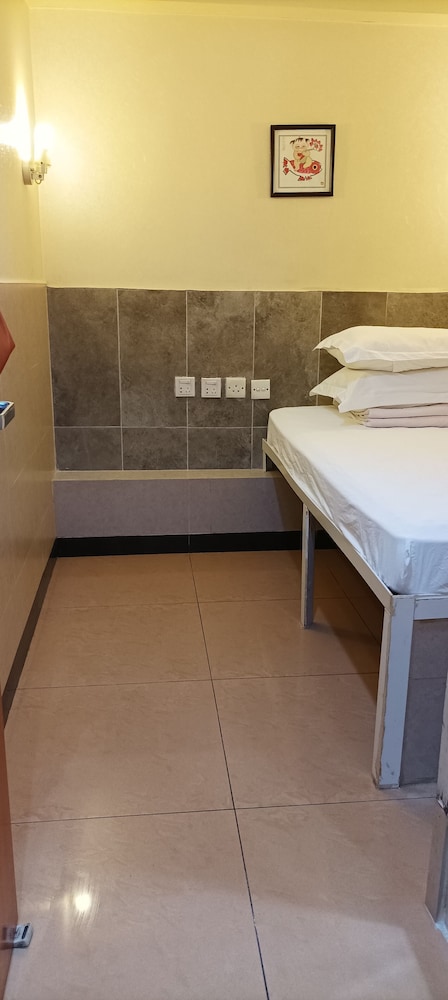 Well Yet Guest House 49/66