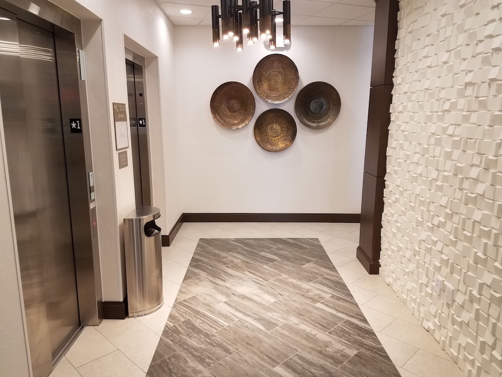 Hyatt Place Dallas-Allen 8/66