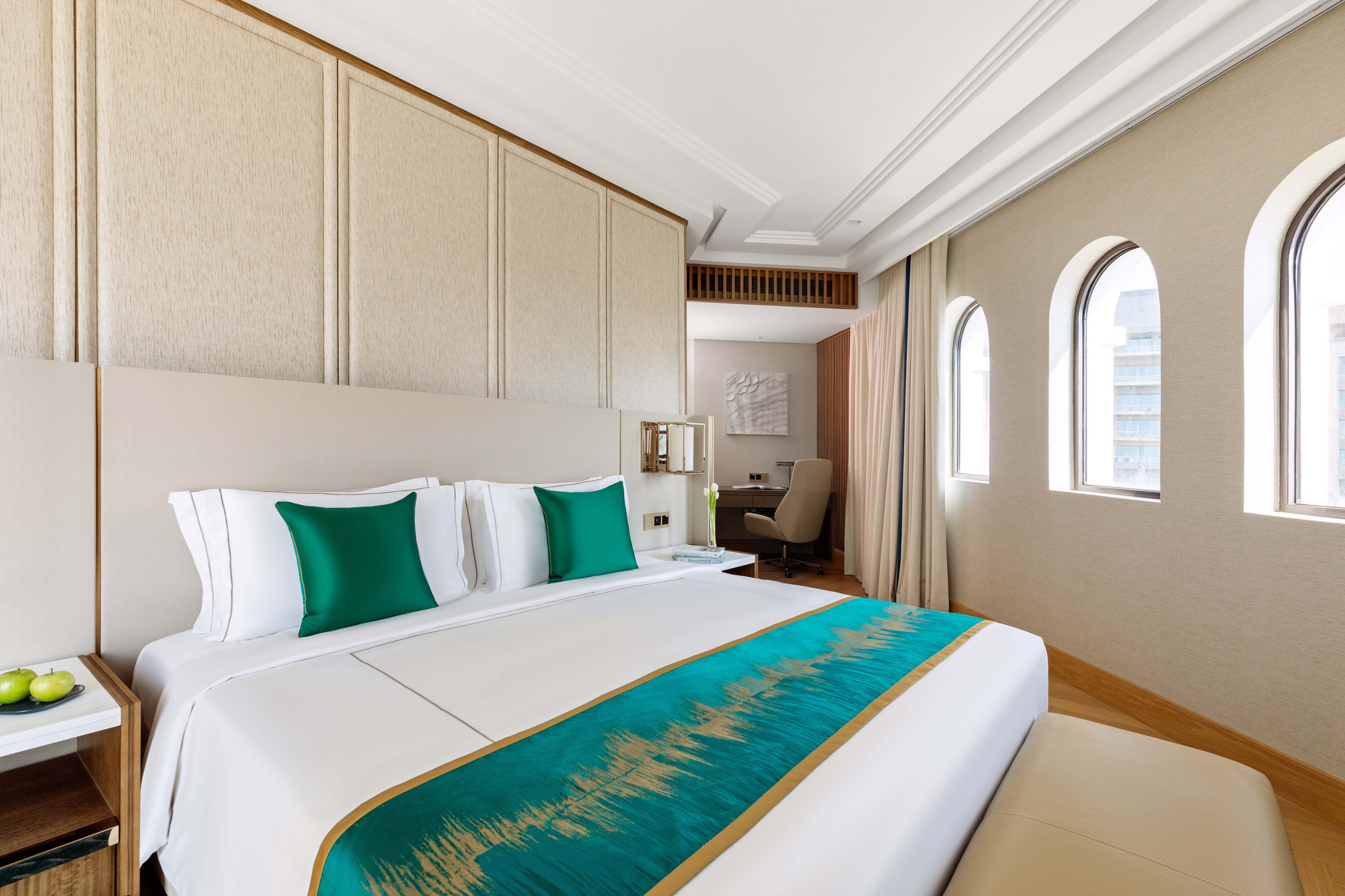 Taj Exotica Resort and Spa, The Palm, Dubai 46/110
