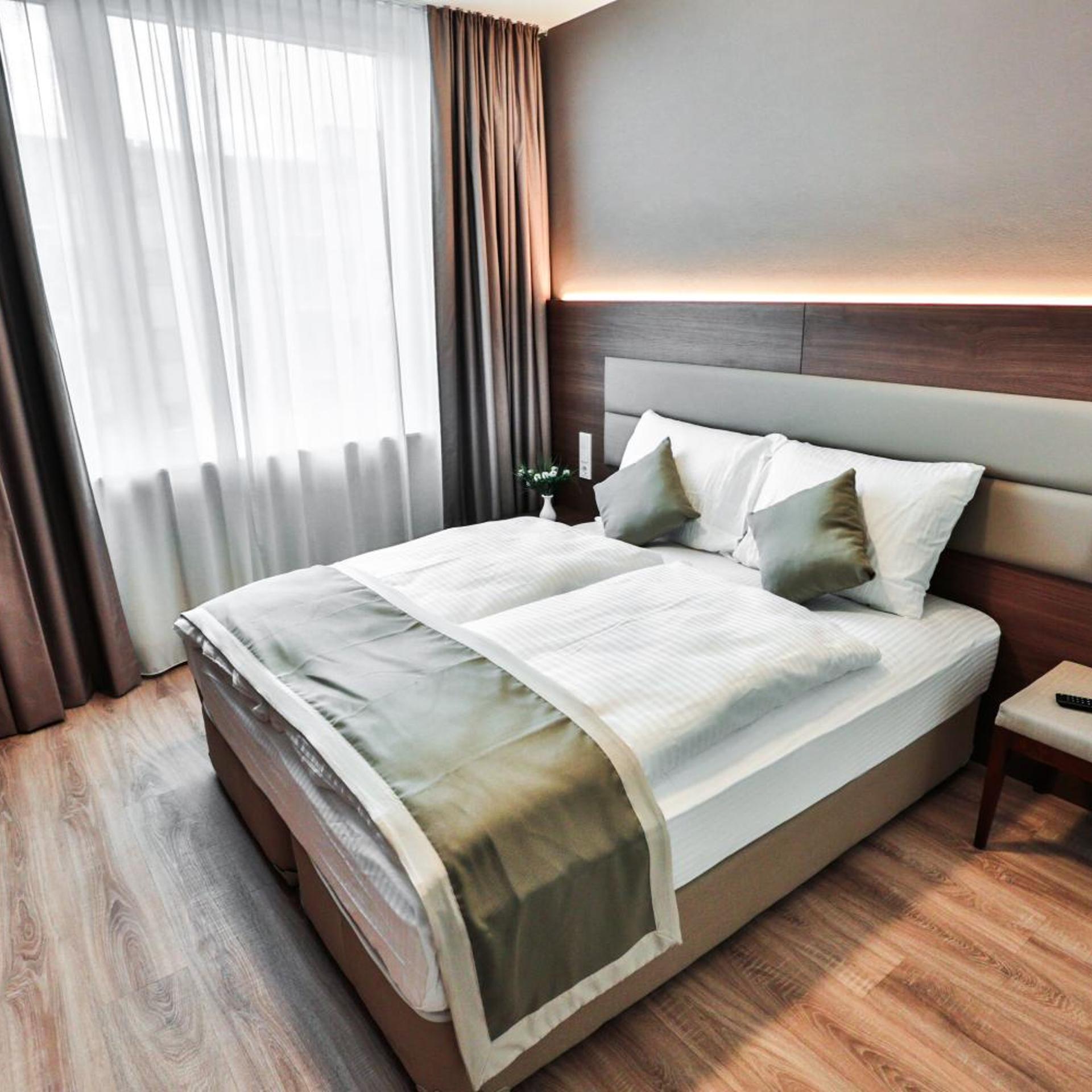 1 Bedroom, Apartment