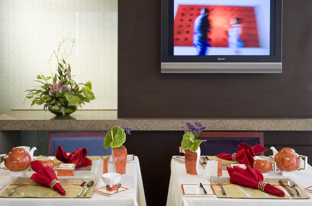 Baolong Hotel Shanghai 37/46