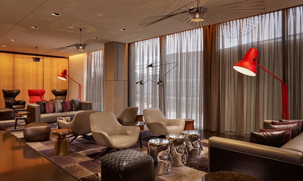 Park Plaza Park Royal 46/67