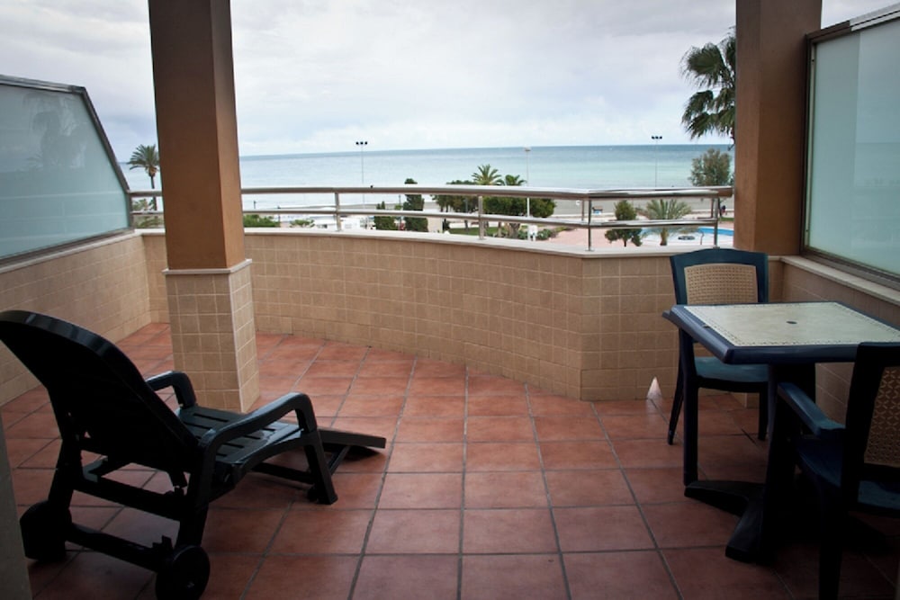 Hotel Miraya 37/50