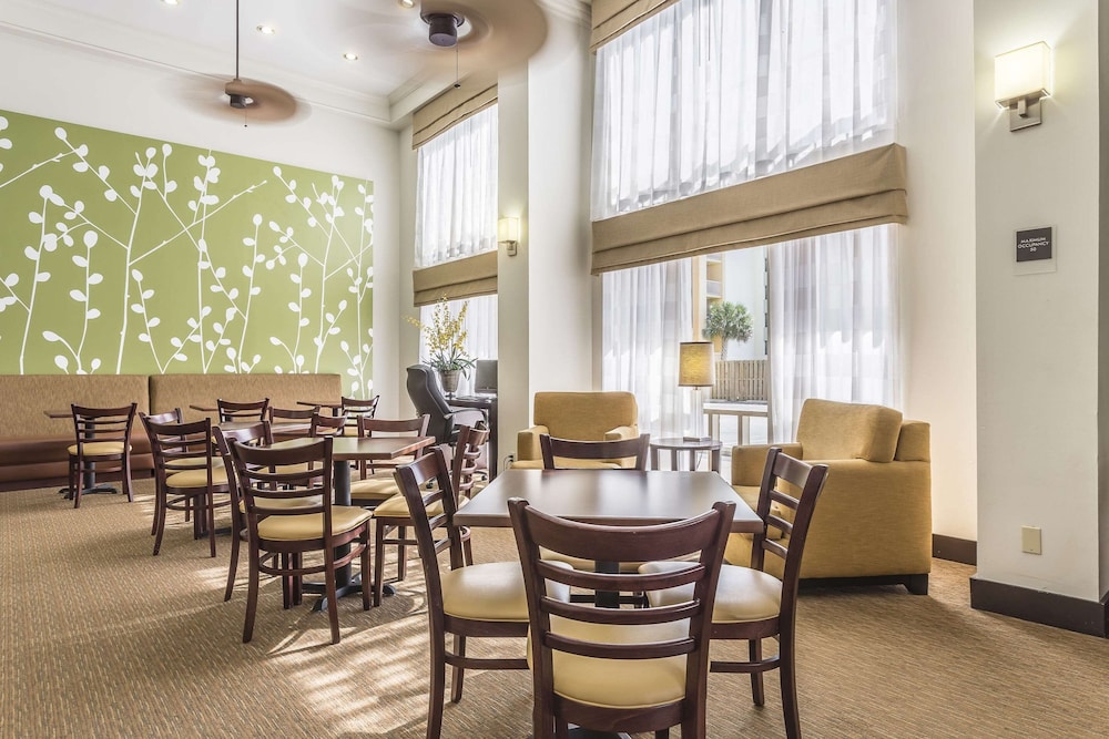 Sleep Inn Orange Beach 53/64