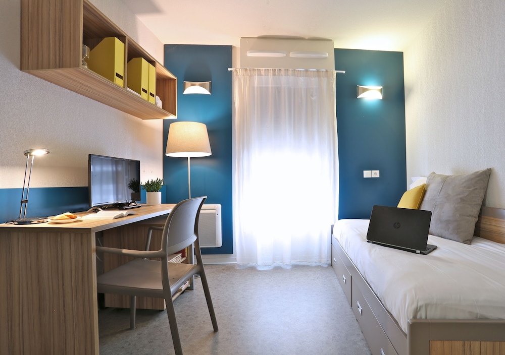 STUDIO, SINGLE BED