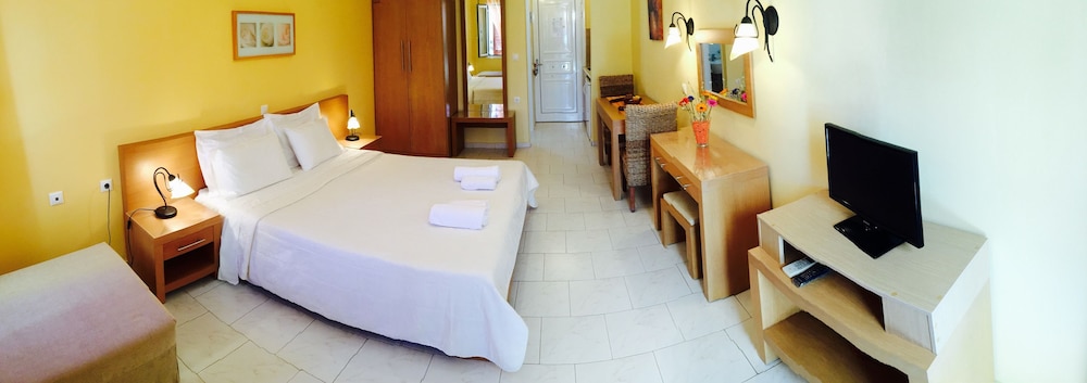 KOSTIS VILLAS 26/70