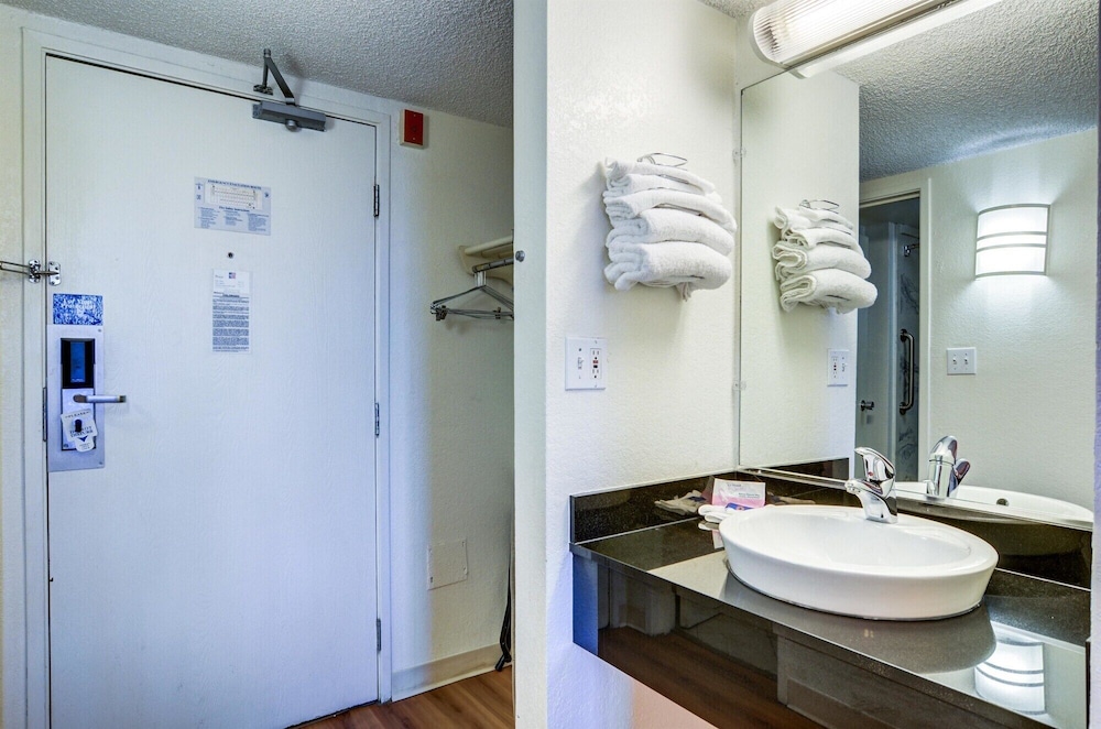 Motel6 Greenwood Village, CO - Denver - South Tech Center 46/54