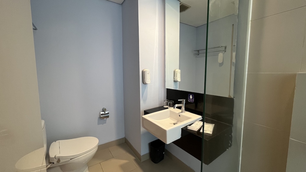 Luminor Hotel Metro Indah Bandung 32/36