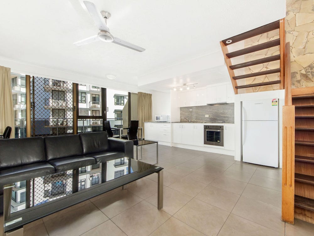BEST WESTERN BROADBEACH TRAVEL INN APARTMENTS 29/70