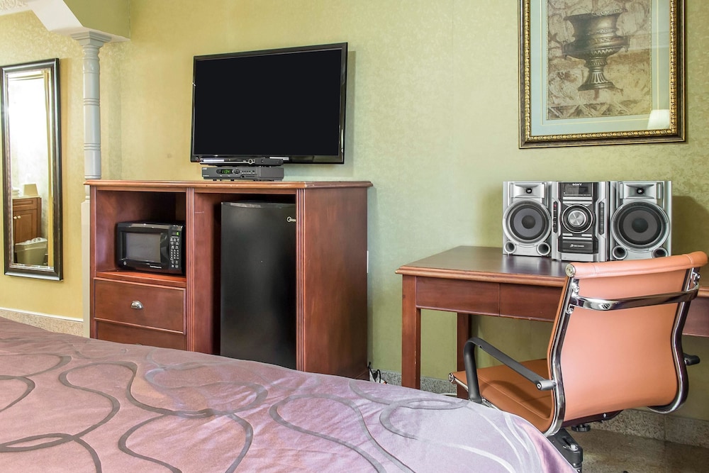 Rodeway Inn Capri 41/45