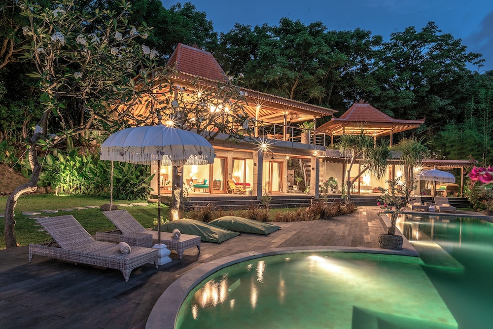 Sumberkima Hill Private Villa Retreat 7/50