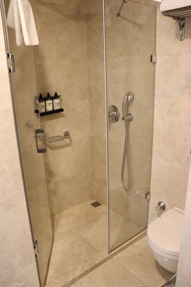 Taksim Riva Hotel 54/56