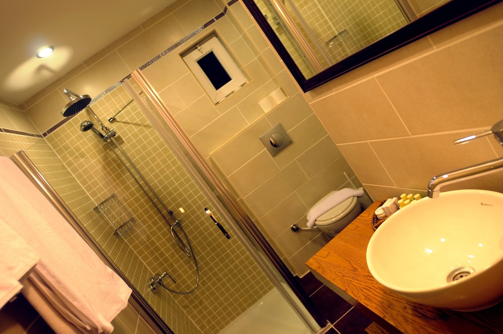 OTEL FAHRI 43/47