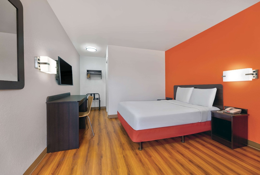 Motel6 Columbus, GA 9/25