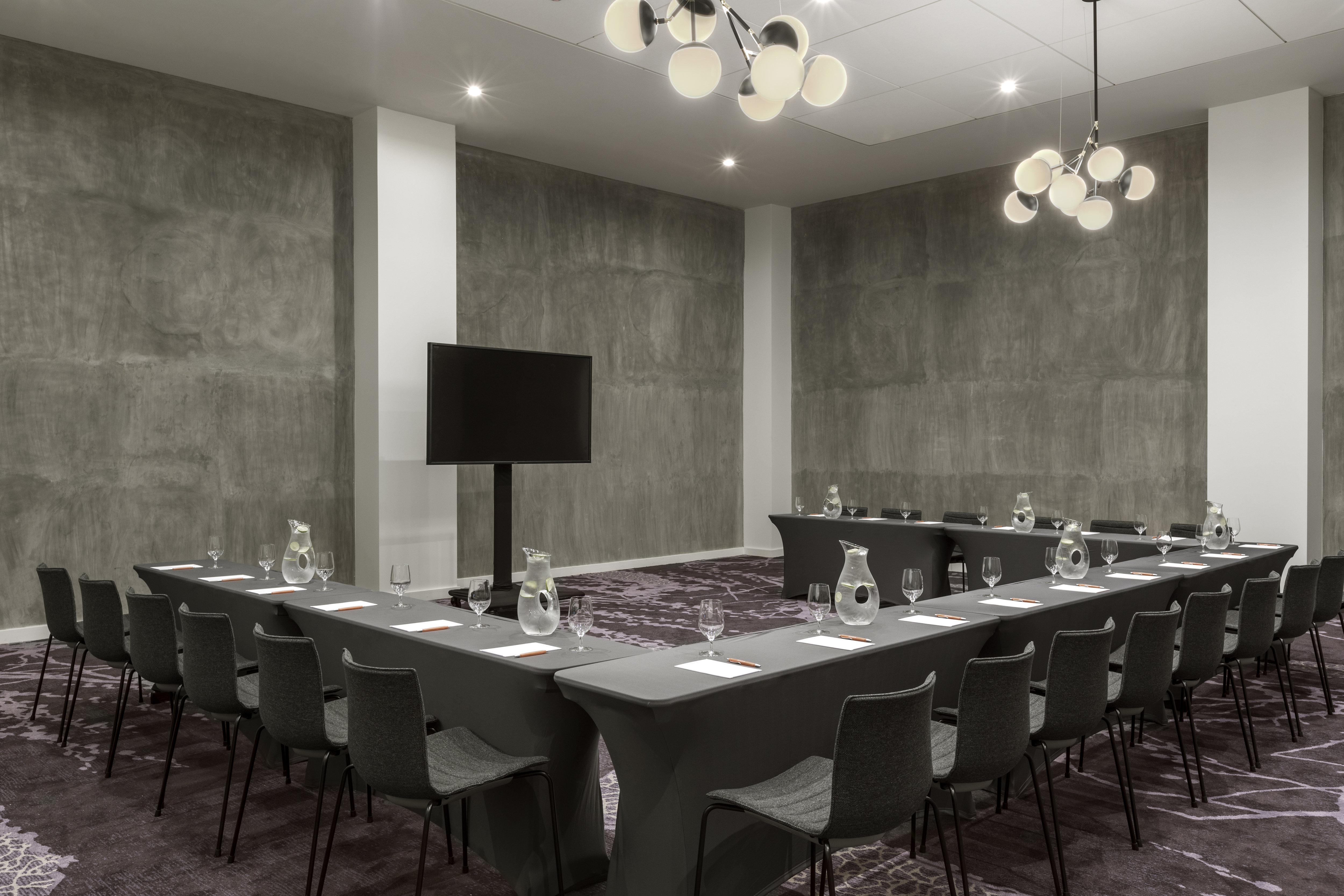 KIMPTON EVERLY HOTEL 70/80