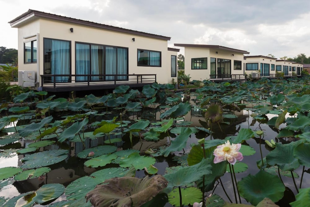 Bua Tara Resort 6/39