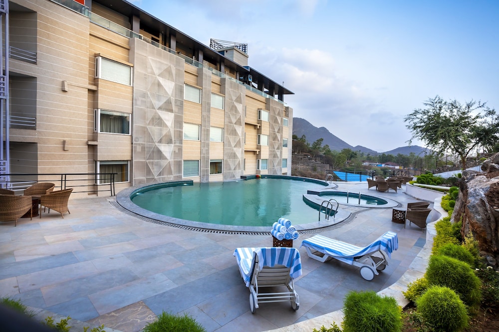 Justa Sajjangarh Resort And Spa in UDAIPUR