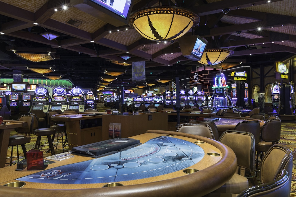 Silverton Casino Hotel 32/48