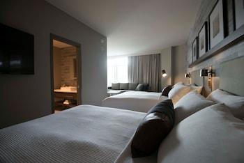 Classic, Studio, Multiple Beds