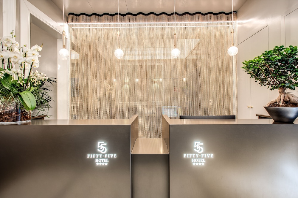 Hotel 55 Fiftyfive 10/68