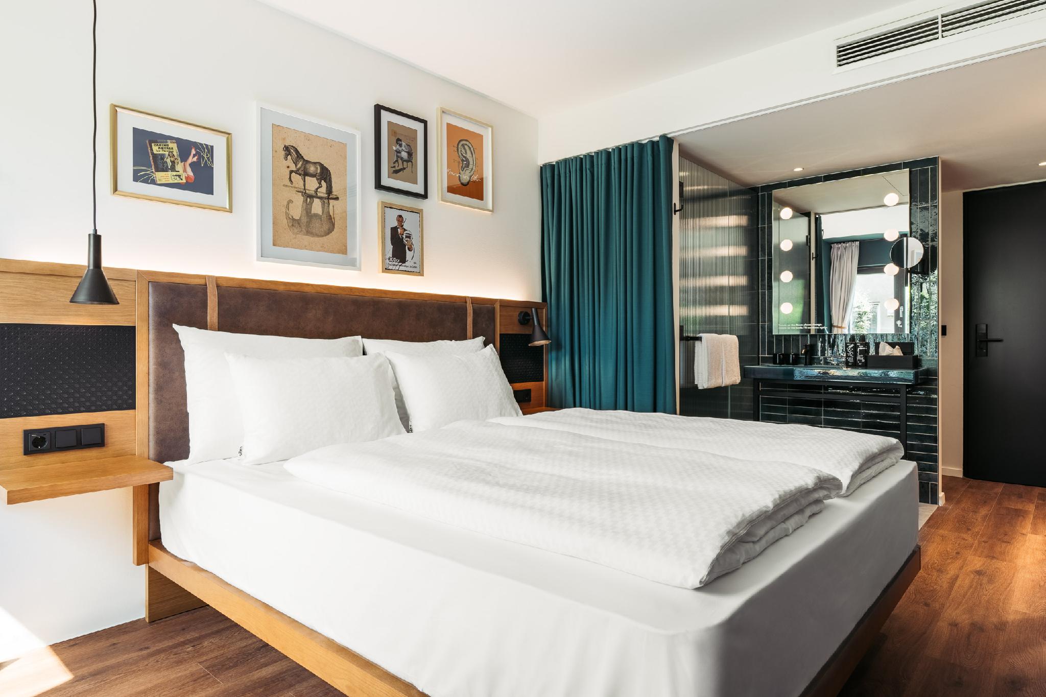 Smart, Garden, Double Bed
