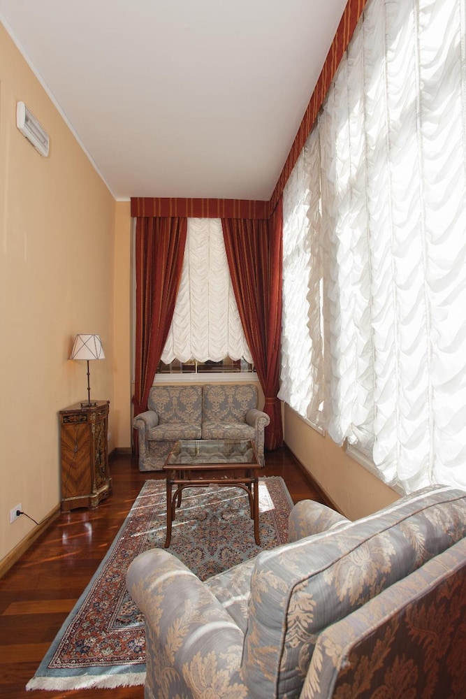 Hotel Villa Pigna 51/83