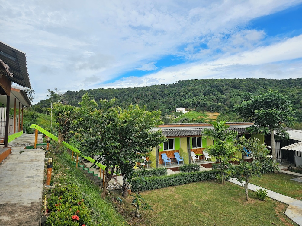 Cottage Hill @ Lanta 29/33