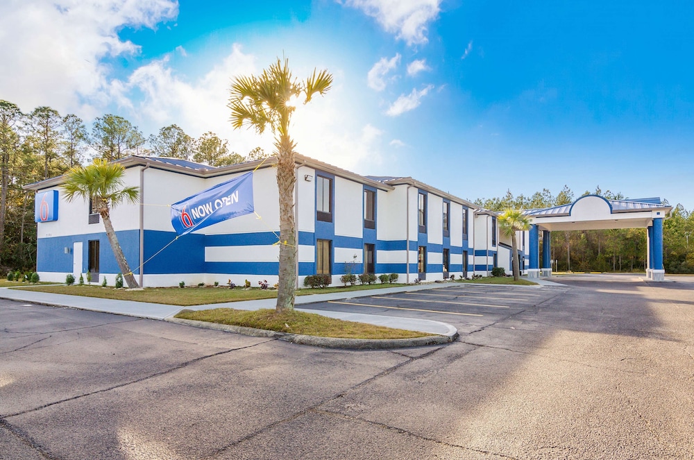 Motel6 Moss Point, MS 34/39
