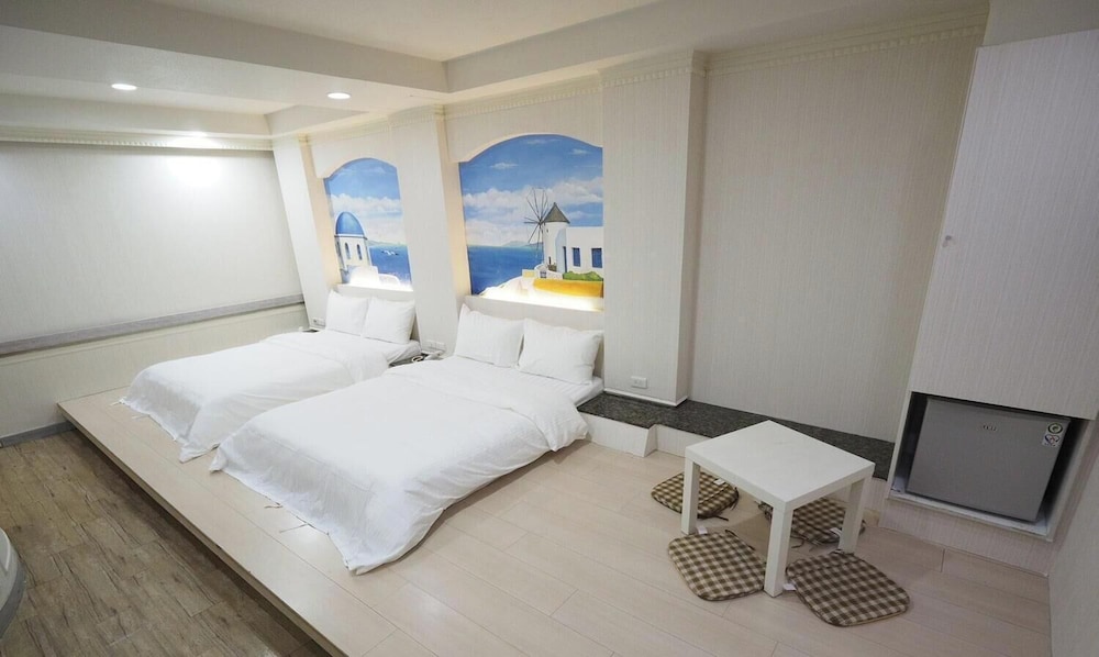 HeYue Hotel 46/55