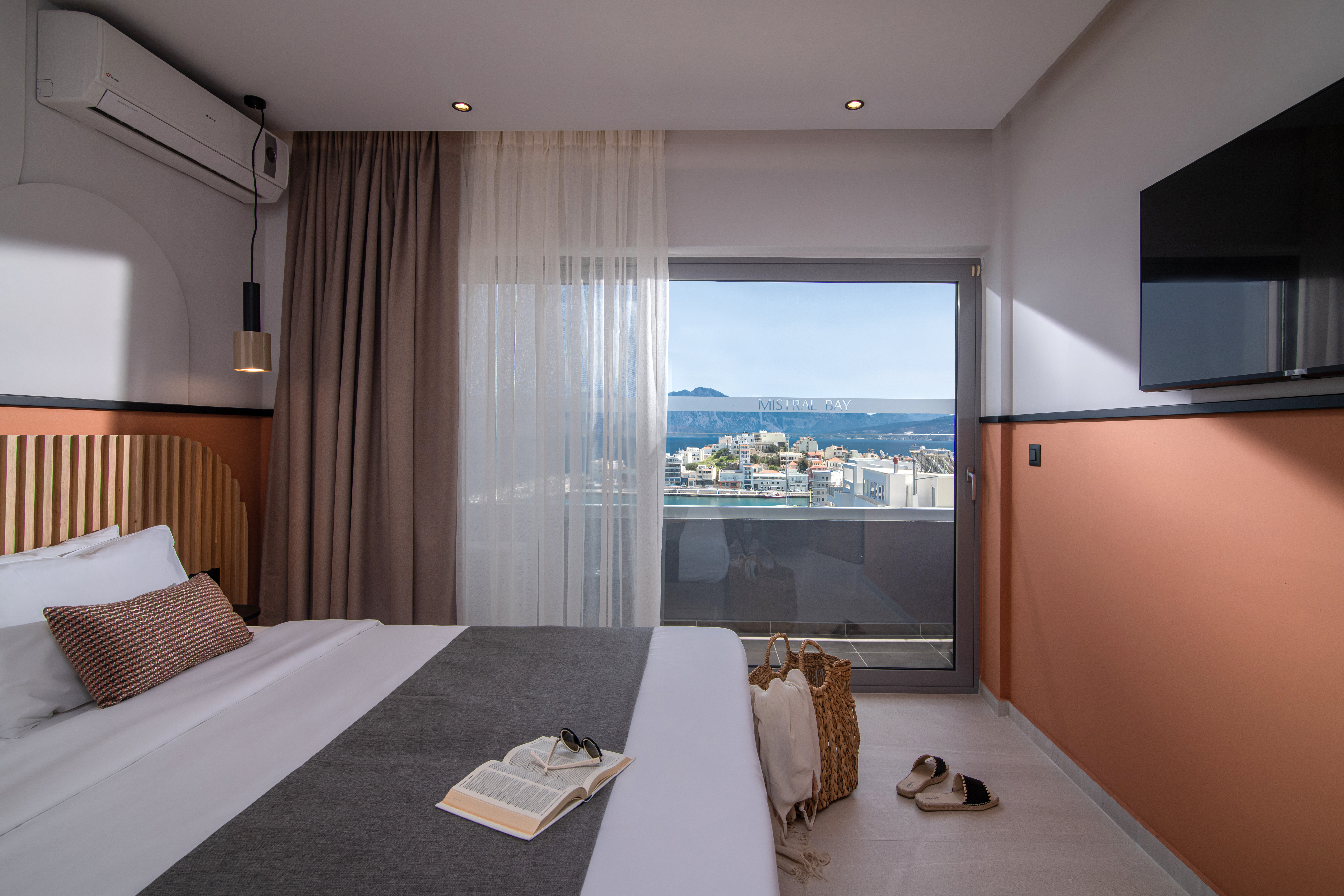 Room, Double Bed, Lateral Side Sea View