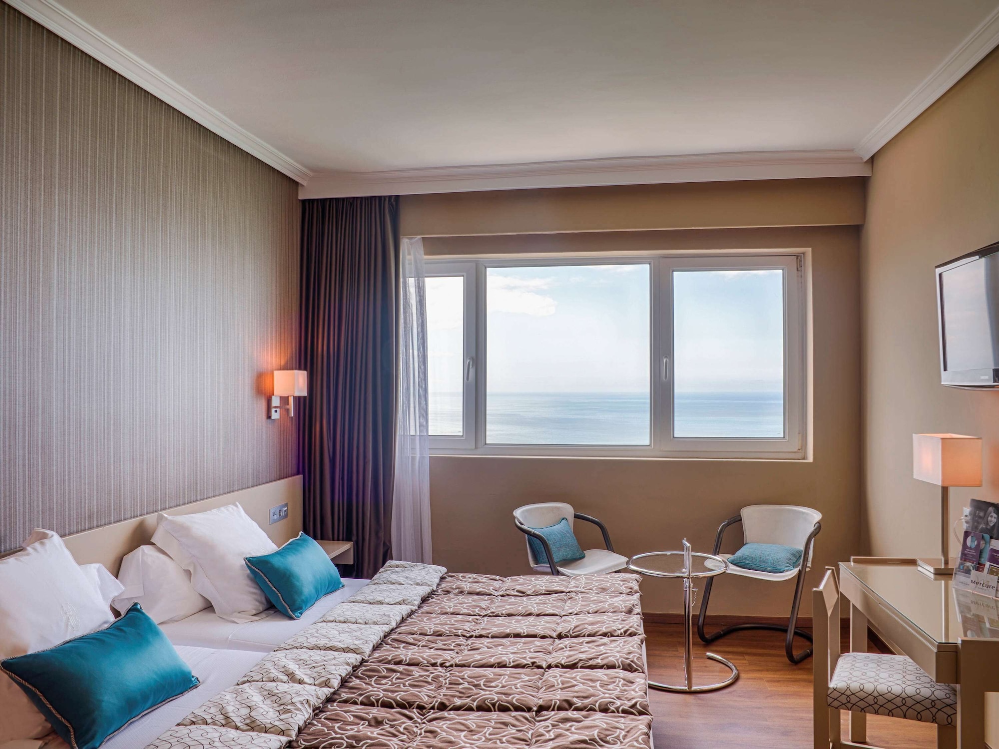 STANDARD, TWIN BEDS, SEA VIEW