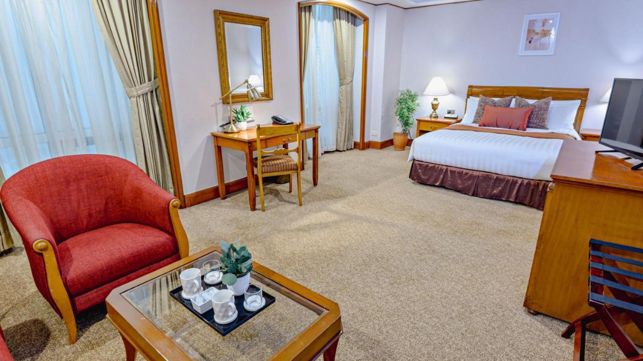 MCollection - Ortigas CBD Near Business & Shopping Hubs 36/49