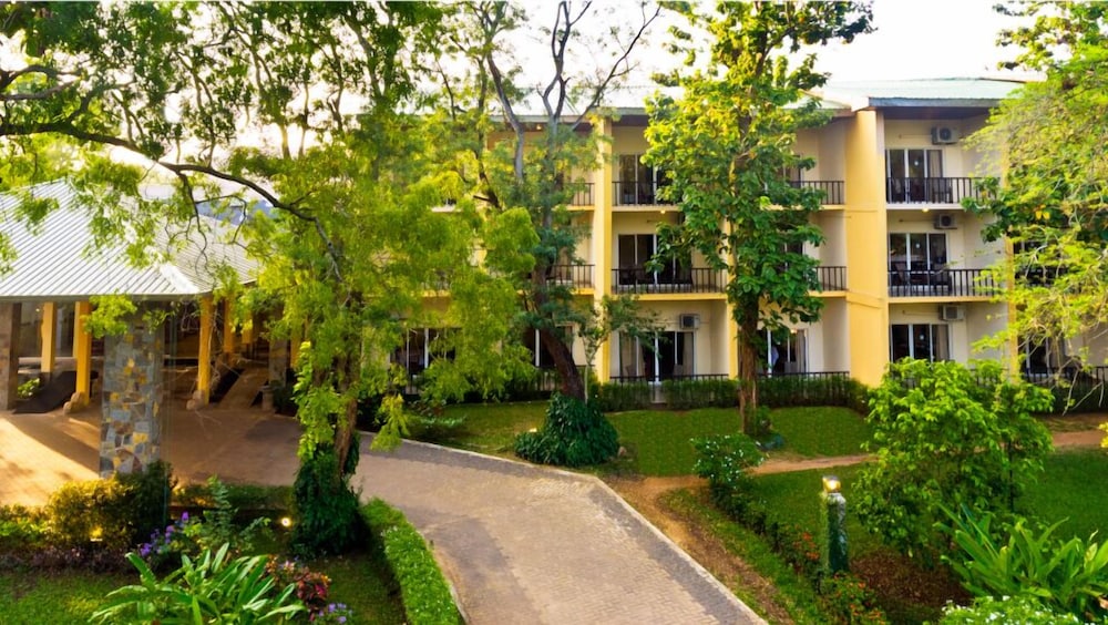 Heritage Hotel 39/50