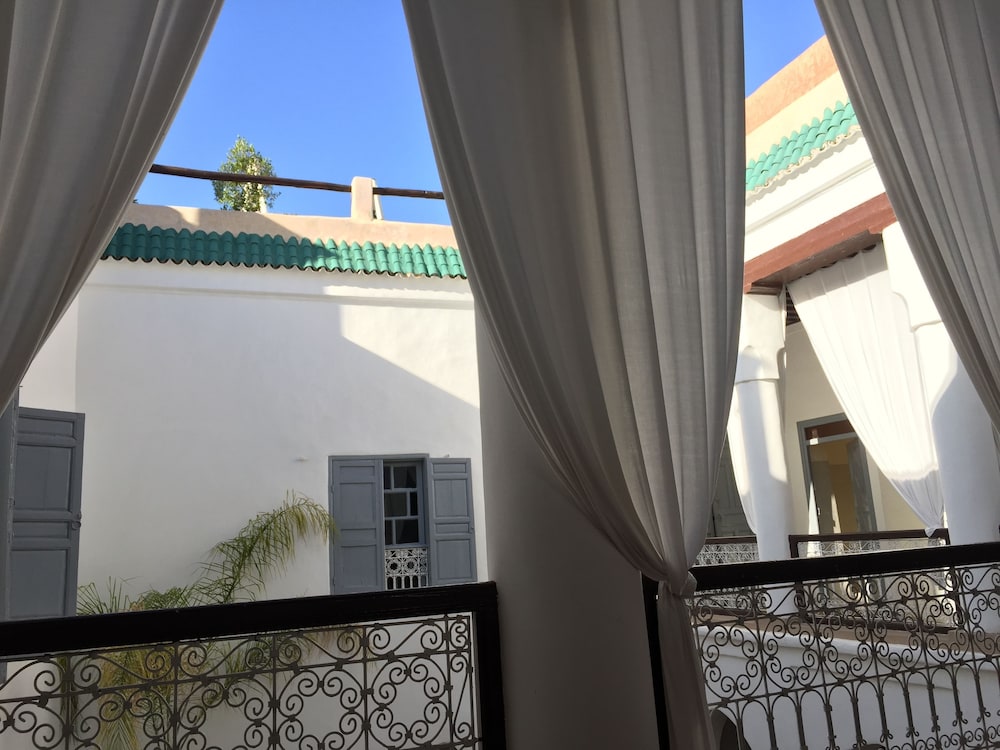 Riad Tizwa 48/50