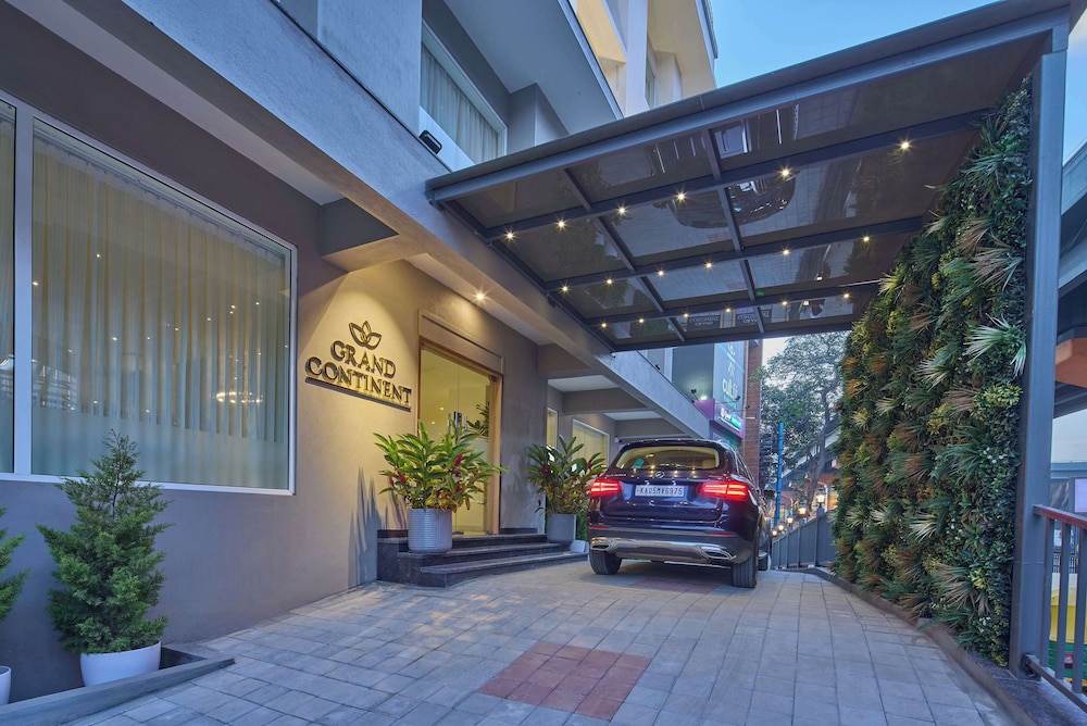 Grand Continent Hebbal A Sarovar Portico Affiliate 26/29