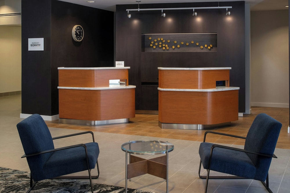 Courtyard by Marriott Houston City Place 9/50