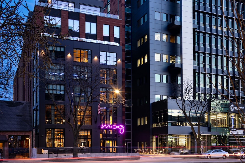 Moxy Madison Downtown 2/47