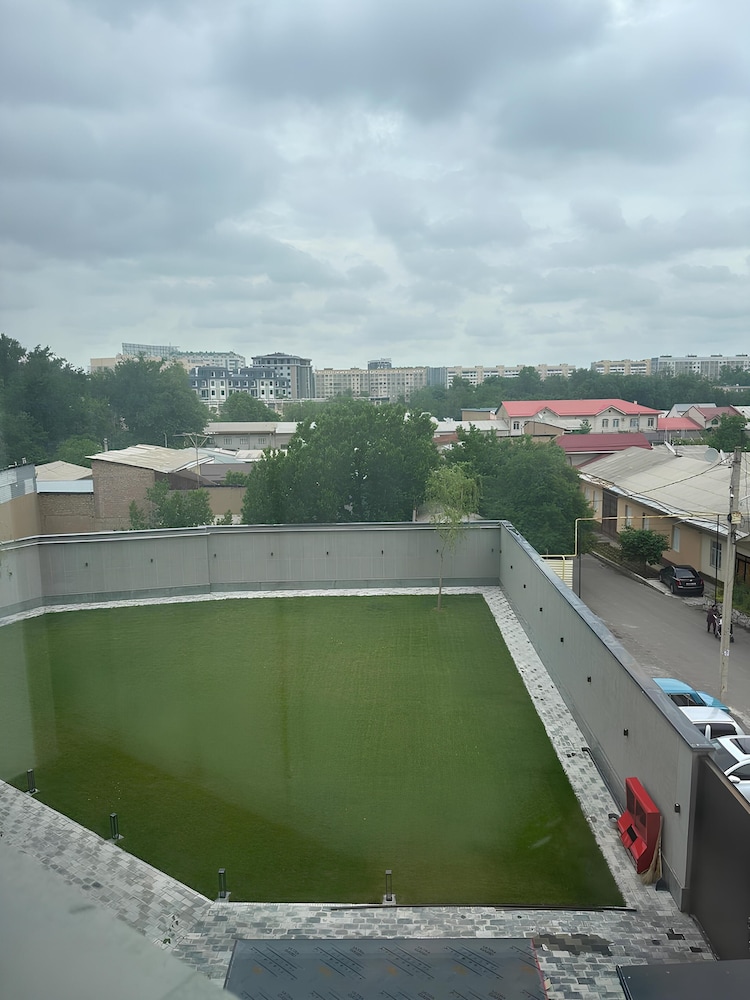 The Elements Hotel Tashkent 7/60