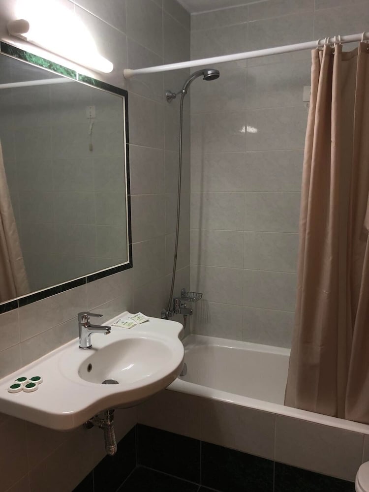 Agrabella Hotel Adults Only 69/71