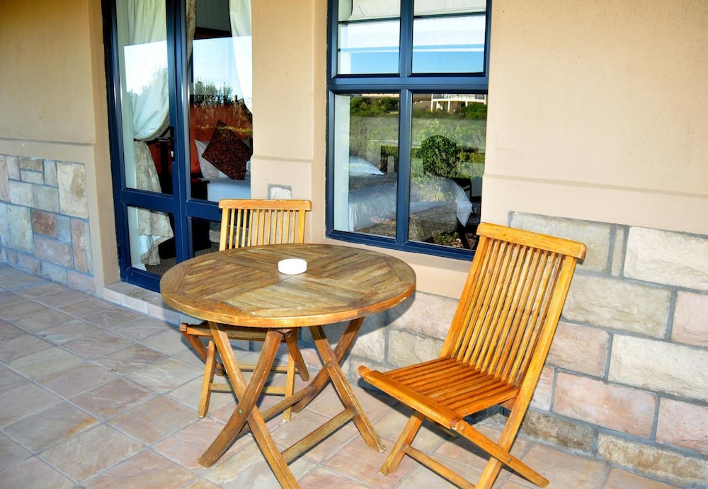 Lodge At Atlantic Beach 48/64
