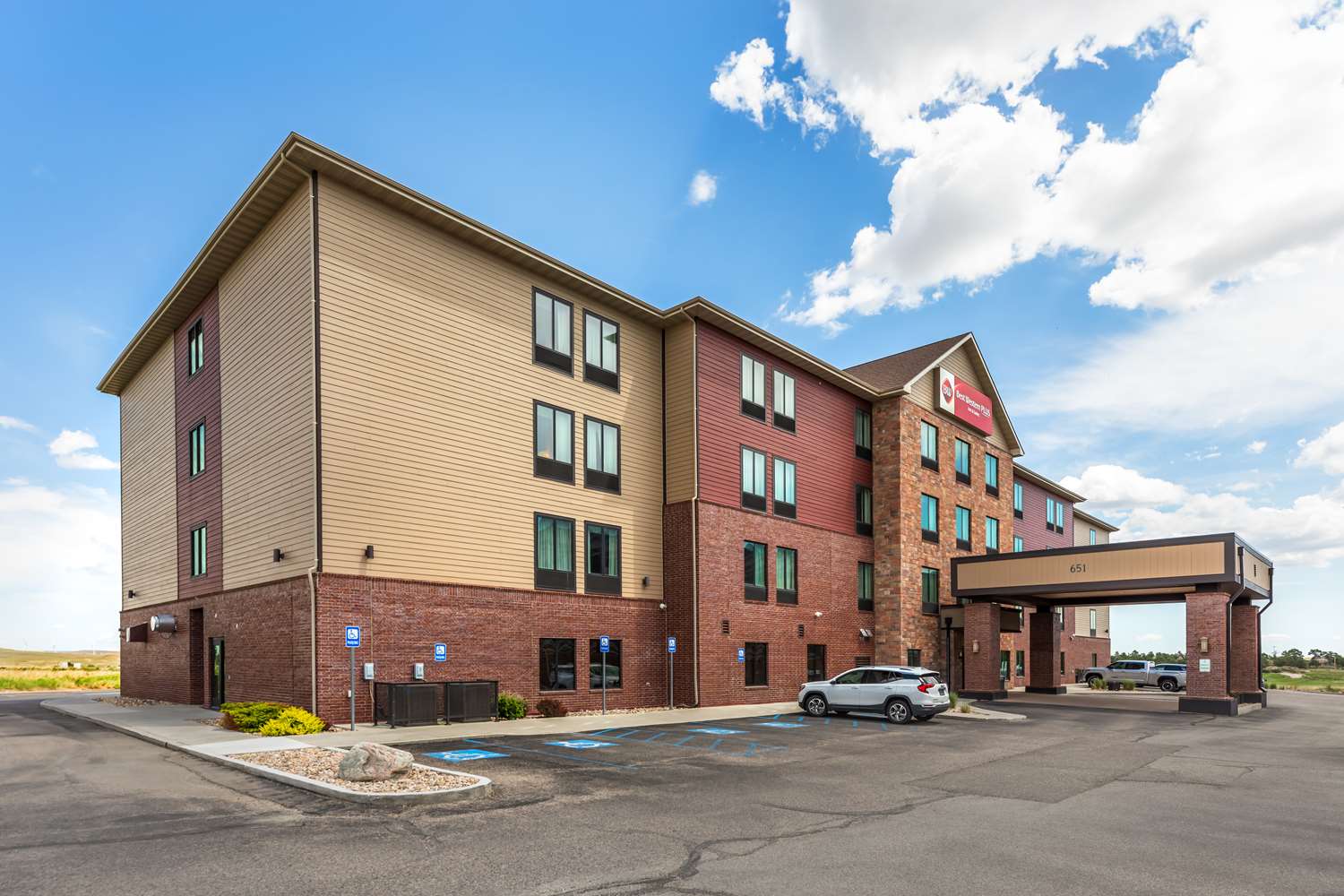 Best Western Plus Casper Inn & Suites 31/33
