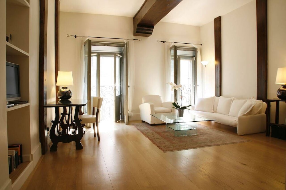 Hotel Antica Locanda Dei Mercanti 34/48
